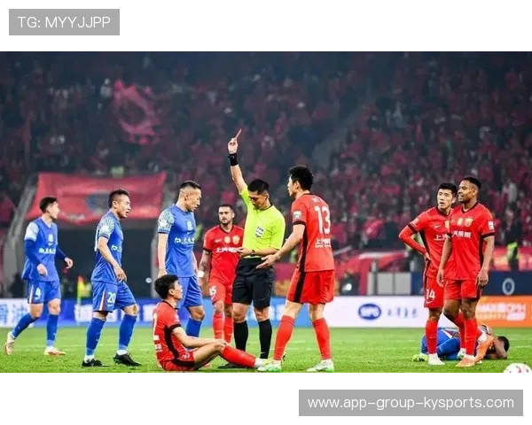 上海海港主帅调整阵容应对密集赛程，上海海港新主帅