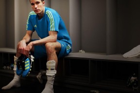 KAIYUN 中国大陆-2比1！山东泰山主场难完美收官，瓦科错失点球遗憾，山东泰山队比赛结果